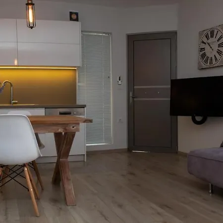 Urban 35 * ハニア