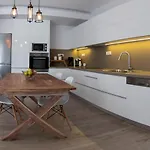 Urban 35 *